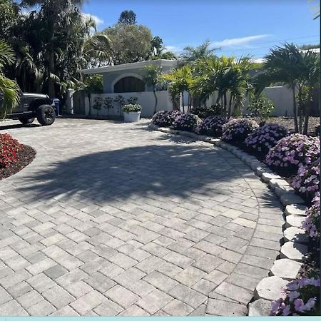 Pool/Waterfront Home 5 Min Walk To Siesta Key Village And Beach Zewnętrze zdjęcie