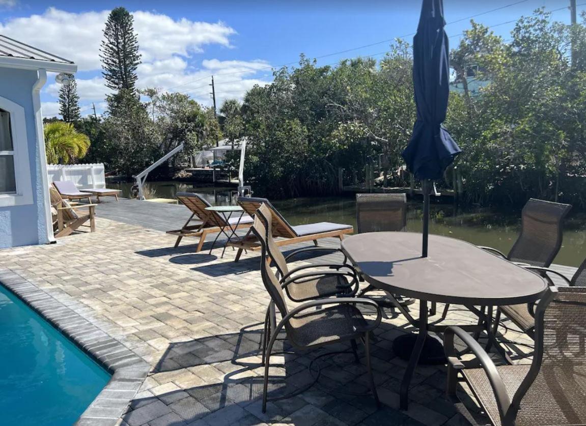Pool/Waterfront Home 5 Min Walk To Siesta Key Village And Beach Zewnętrze zdjęcie